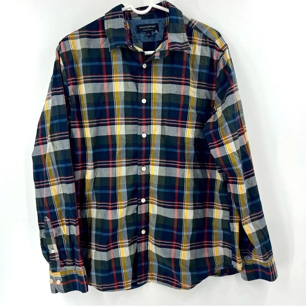 NWOT Banana Republic Longsleeve Button Down Shirt‎